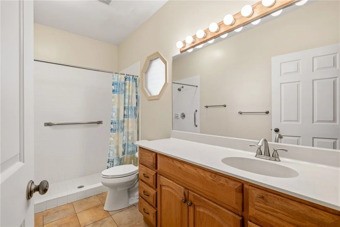 Photo of 460 Tamarind Place