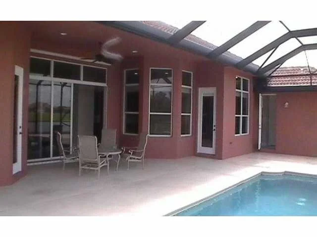 Photo of 605 Caroline Drive