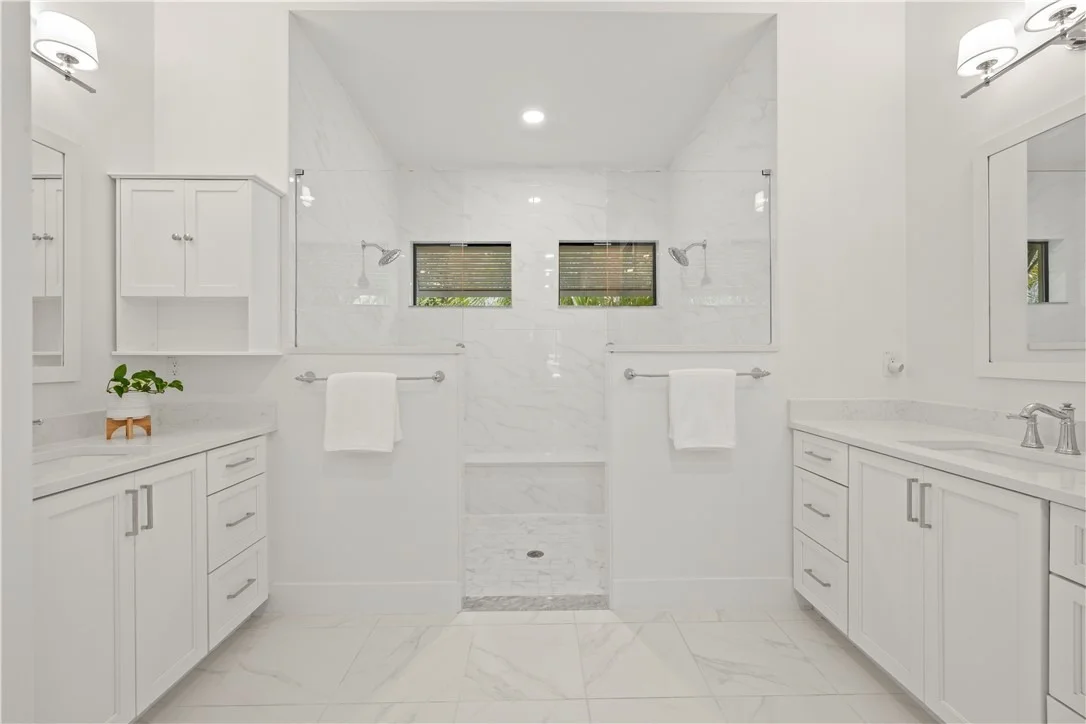 Photo of 425 Holly Road