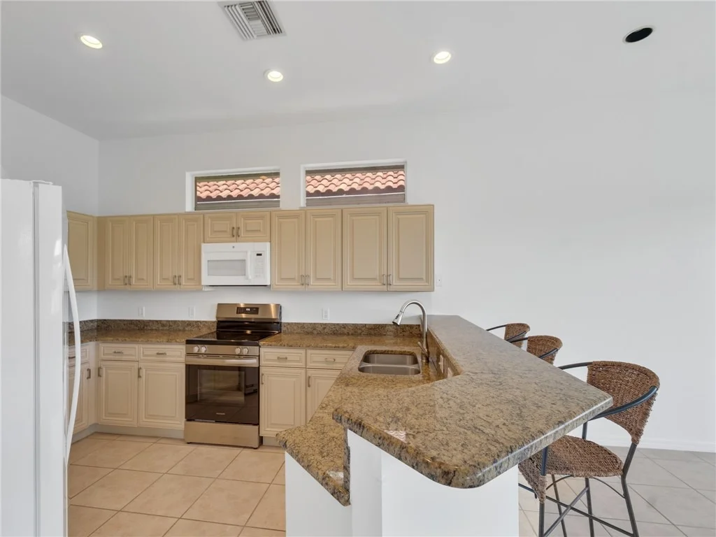 Photo of 1733 Victoria Circle