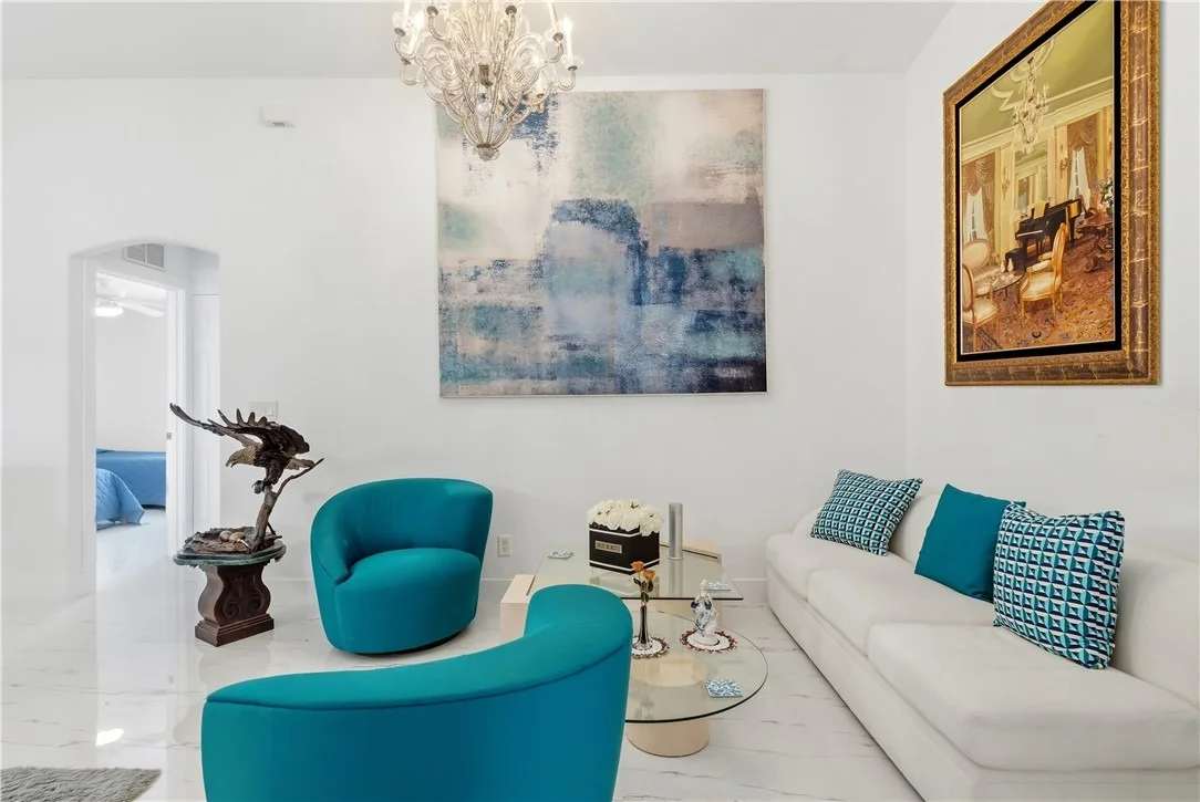 Photo of 845 Greenleaf Circle