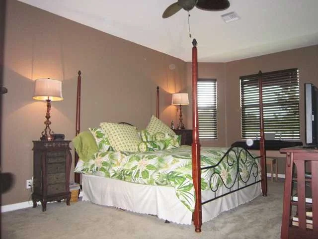 Photo of 6227 Thames Place