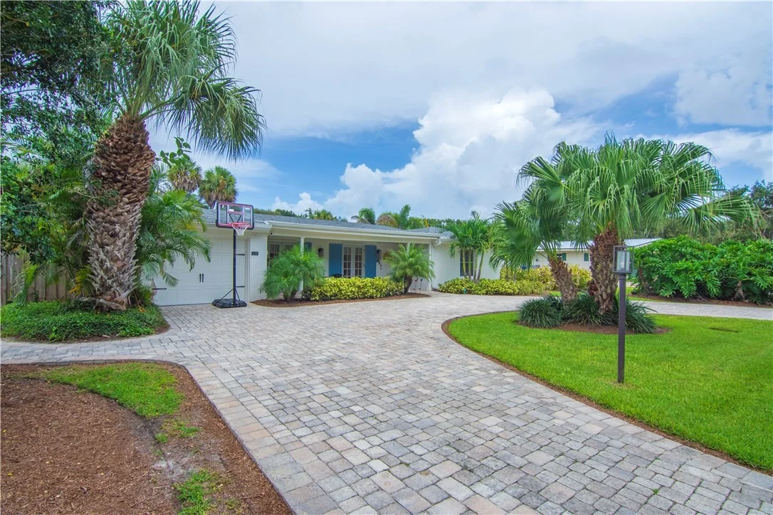 Photo of 207 Conn Way