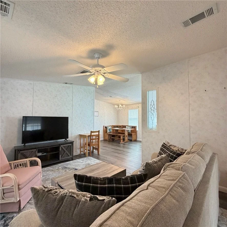 Photo of 334 Macadamia Drive
