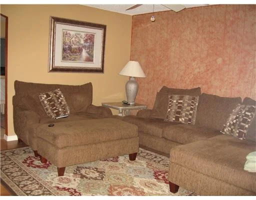 Photo of 701 Periwinkle Drive