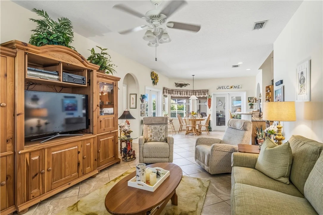 Photo of 6432 34th Lane