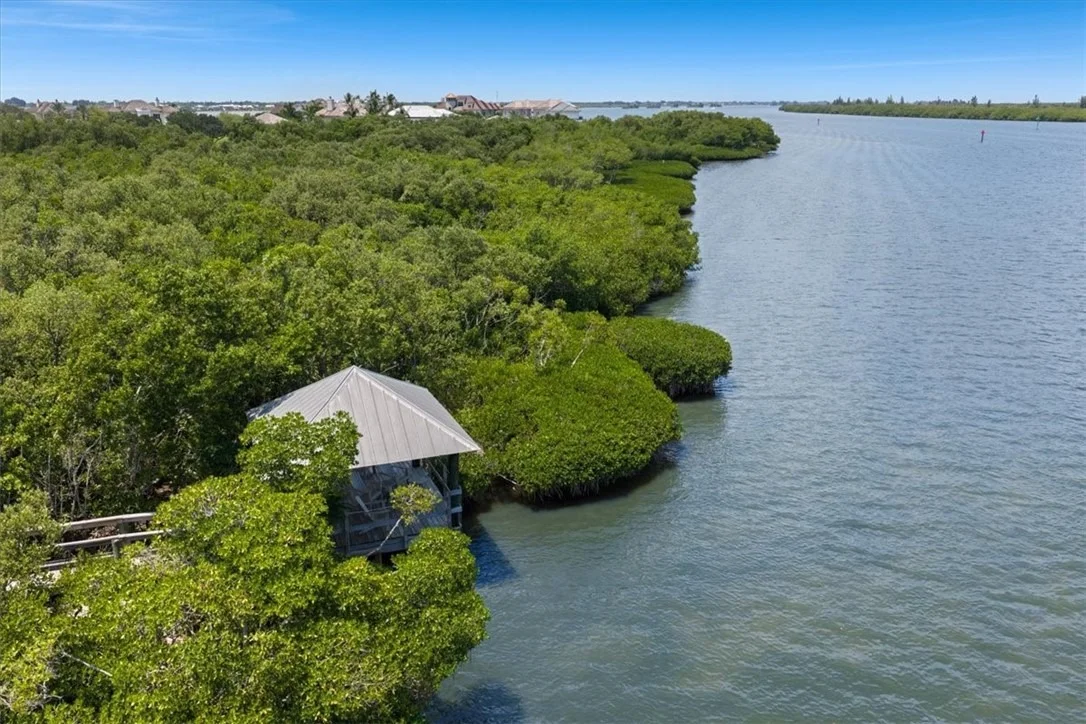 Photo of 9205 Marsh Island Drive