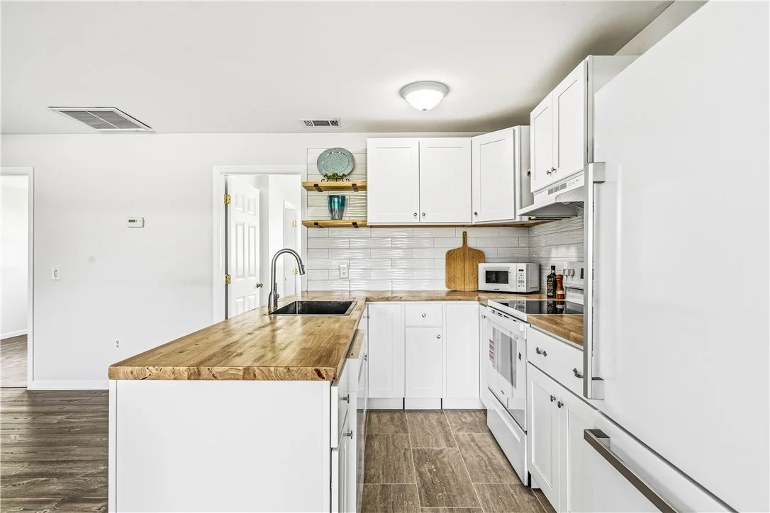 Photo of 1441 4th Avenue