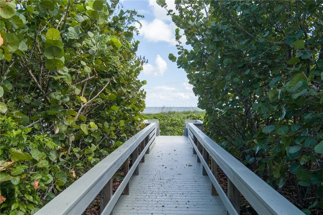 Photo of 2120 W Beachside Lane
