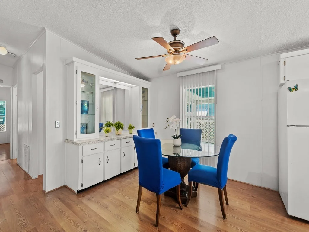 Photo of 836 Hyacinth Circle