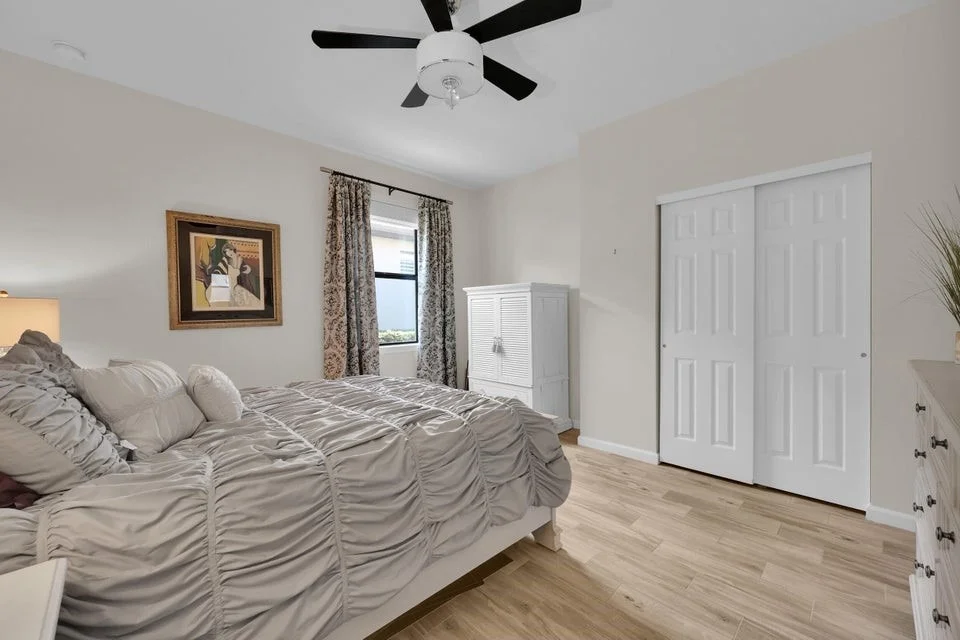 Photo of 5040 Pendelton Square