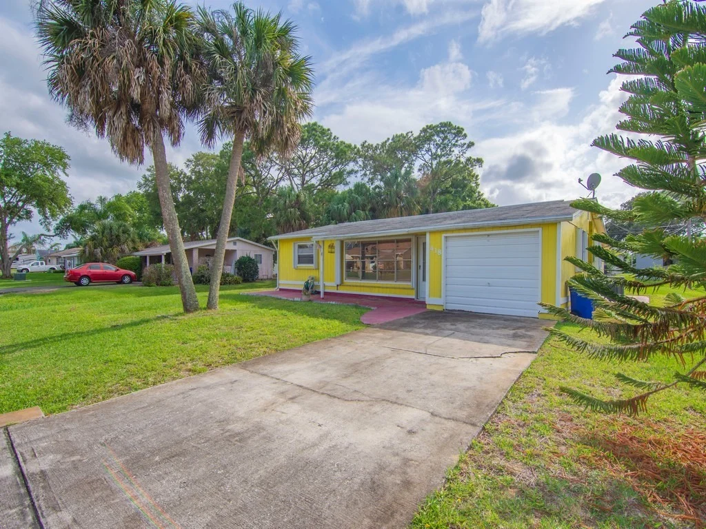 Photo of 418 Maple Street