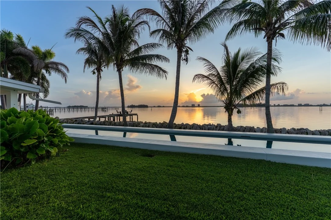 Photo of 497 River Prado