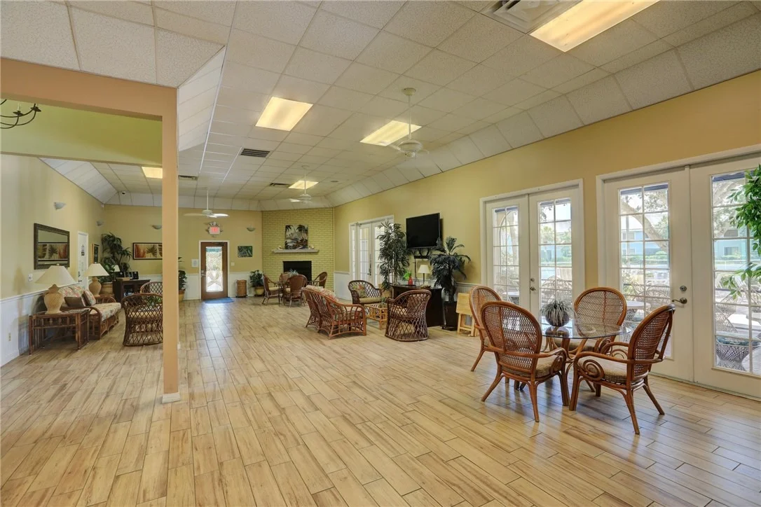 Photo of 9518 Riverside Drive