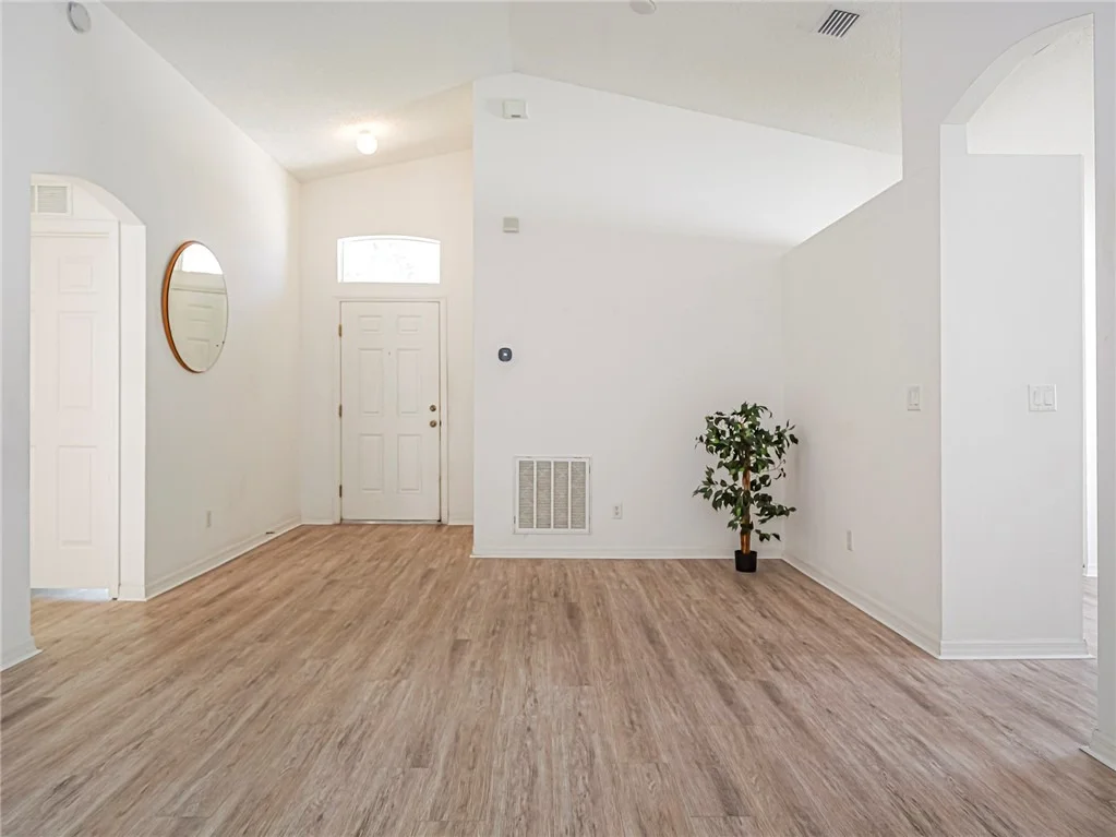 Photo of 1143 N 13th Square