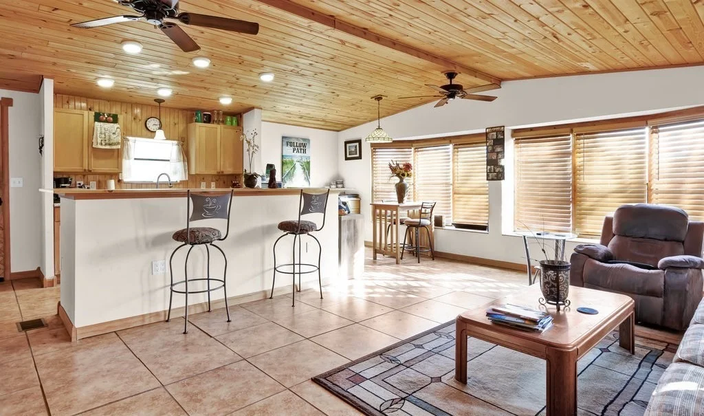 Photo of 1373 Barefoot Circle
