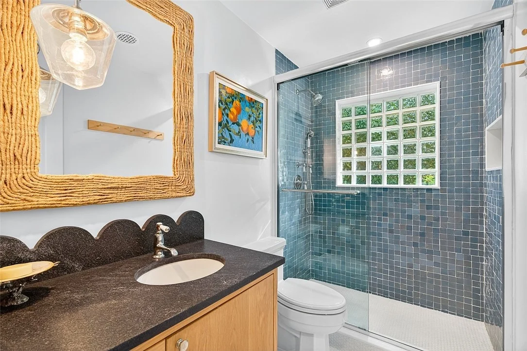 Photo of 456 Eugenia Road