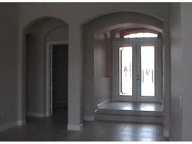 Photo of 605 Caroline Drive