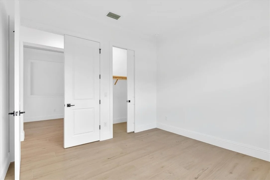 Photo of 520 Caroline Drive