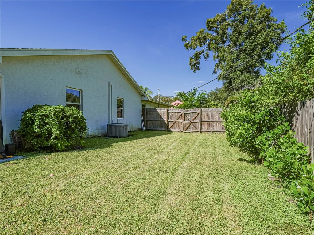 Photo of 1898 34th Avenue