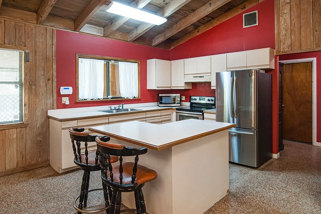 Photo of 575 Acacia Road