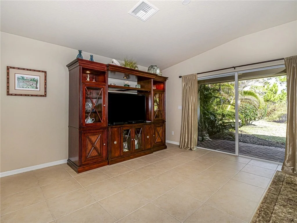 Photo of 4528 56th Lane