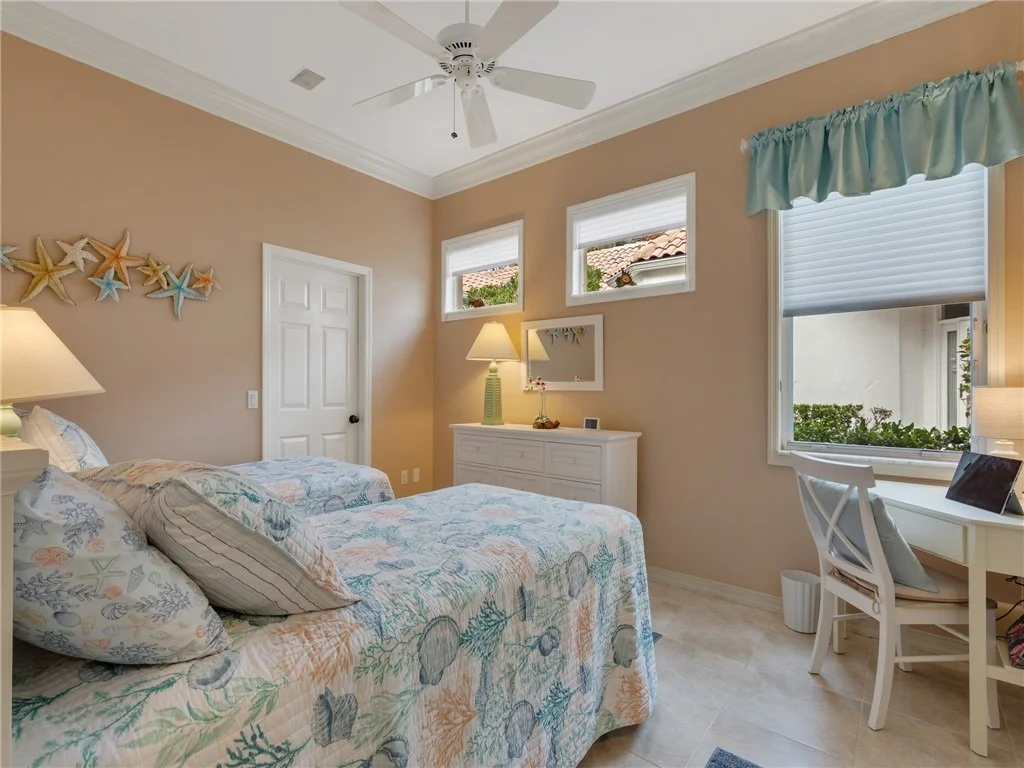 Photo of 1765 Victoria Circle