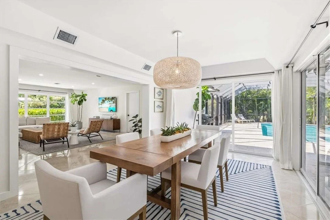 Photo of 405 Eugenia Road