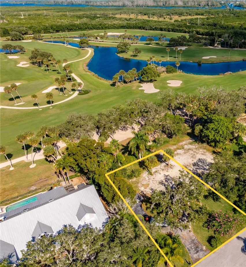 Photo of 3027 Golf View Drive