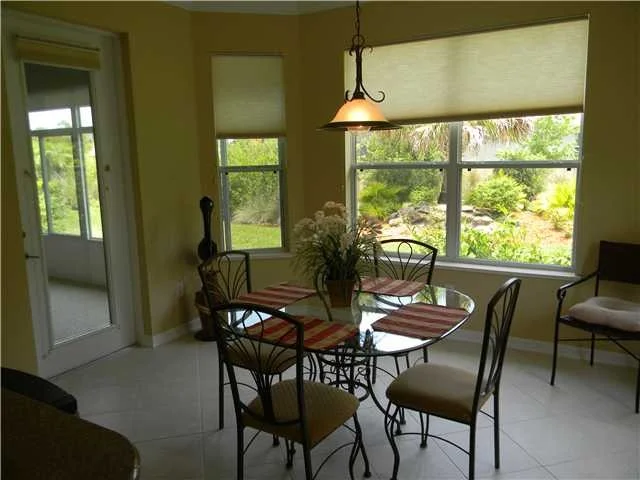 Photo of 592 Metalmark Way