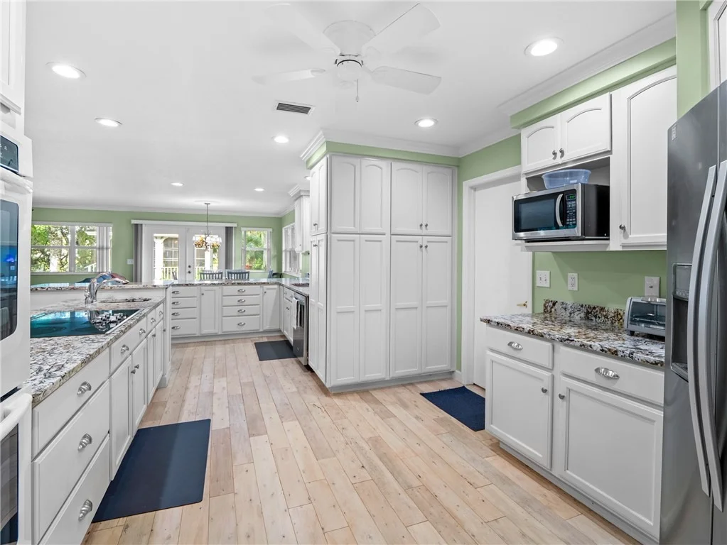 Photo of 609 Manor Place