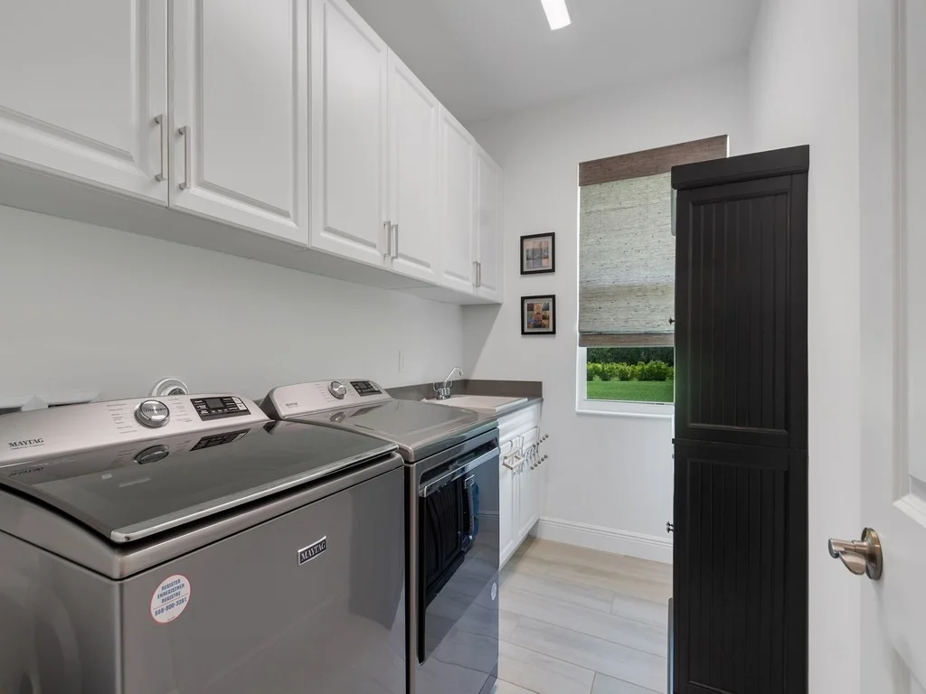 Photo of 8220 Halbert Lane