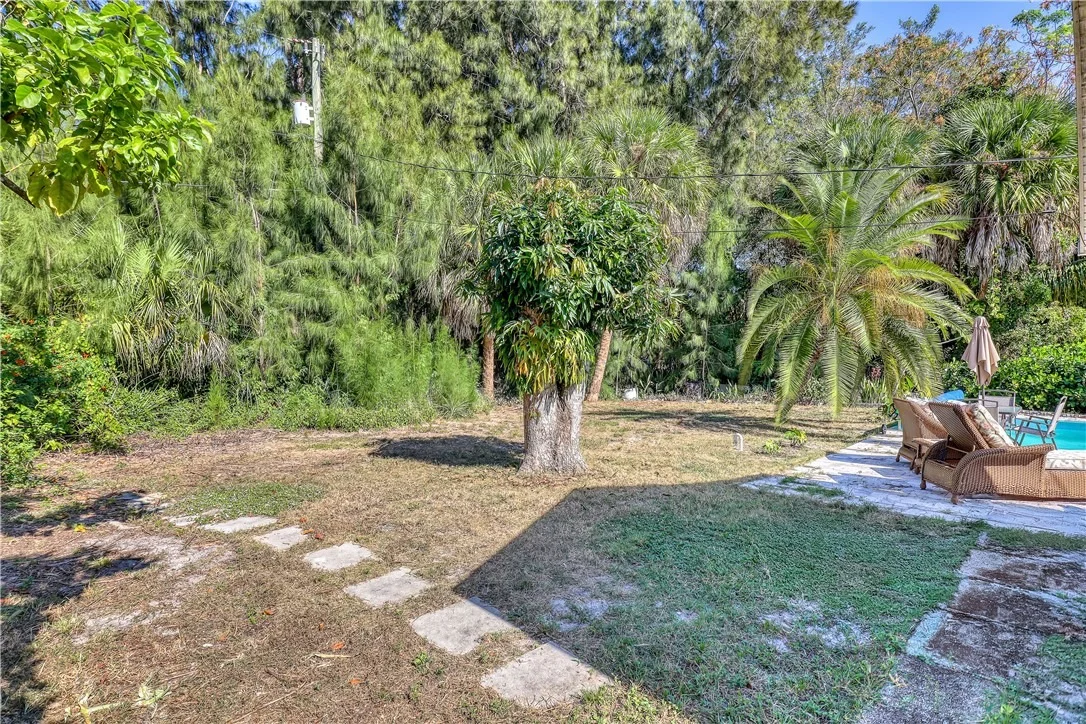 Photo of 850 5th Place