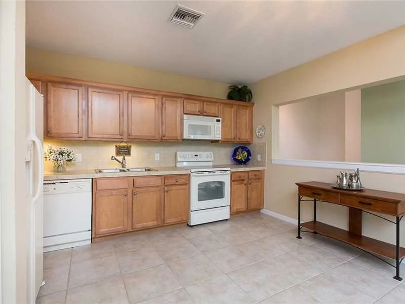 Photo of Unit 201 at 548 7th Square