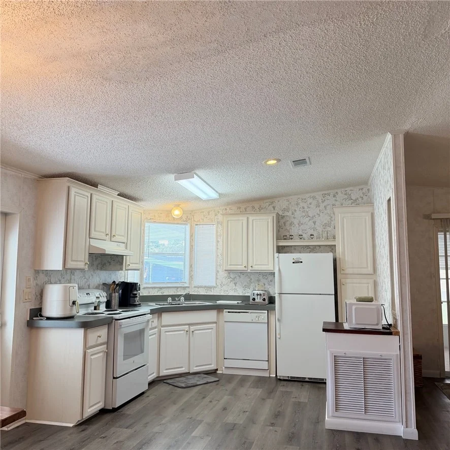 Photo of 334 Macadamia Drive