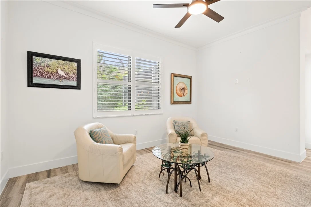 Photo of 425 Holly Road