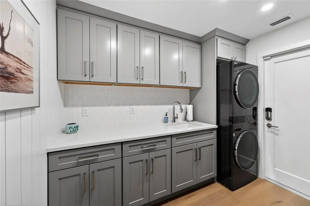 Photo of 706 Hibiscus Lane