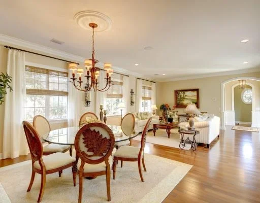 Photo of 280 Lakeview Way