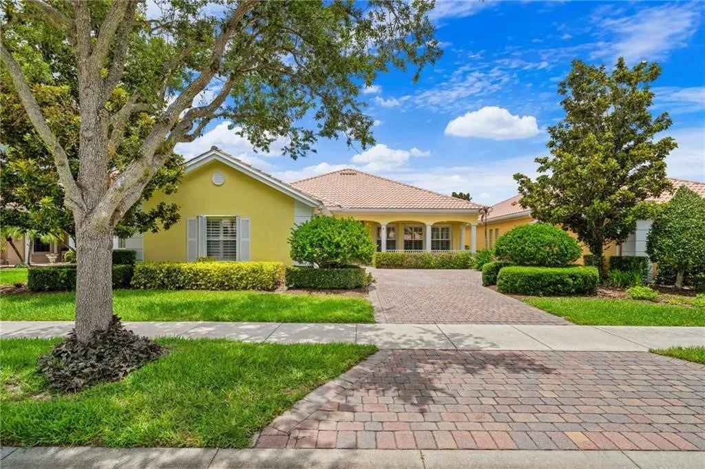 Photo of 5422 Barbados Square