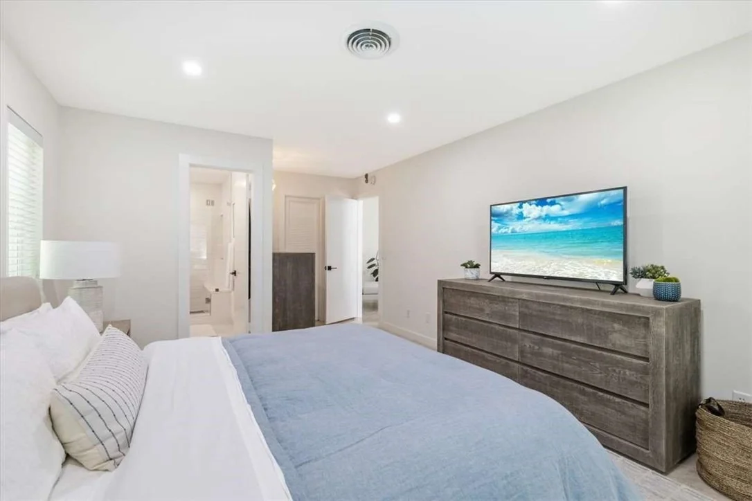 Photo of 405 Eugenia Road