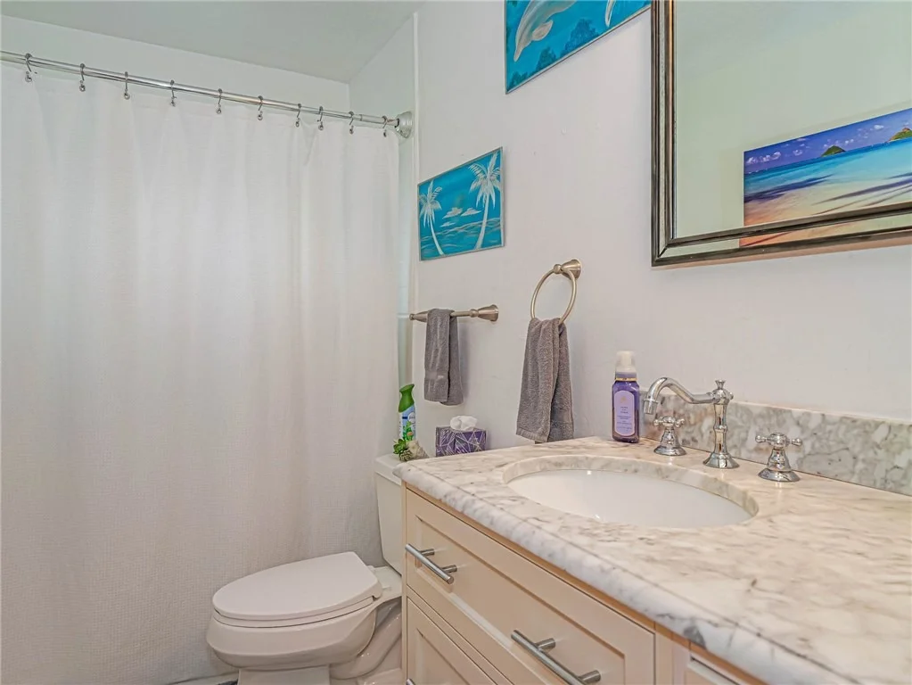 Photo of 915 Tides Road