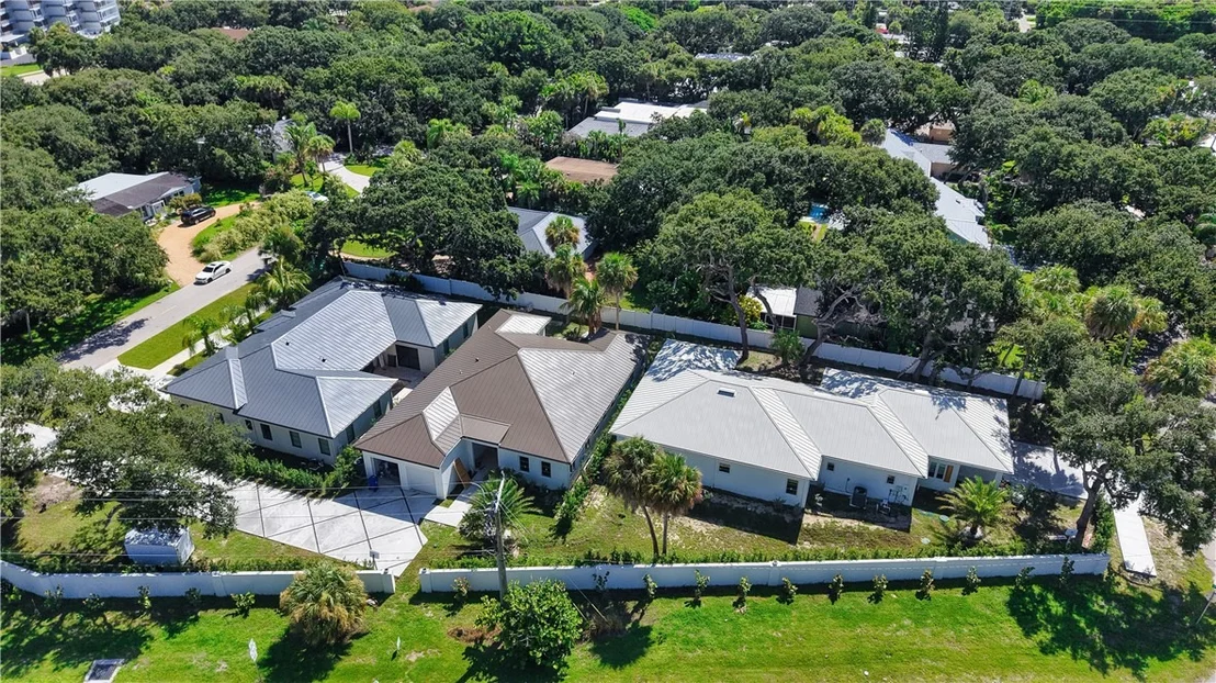 Photo of 901 Jasmine Lane
