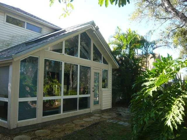 Photo of 522 10th Place