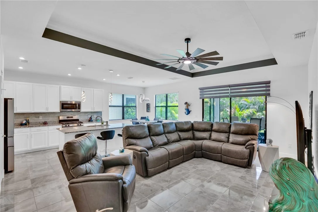 Photo of 1637 Willows Square