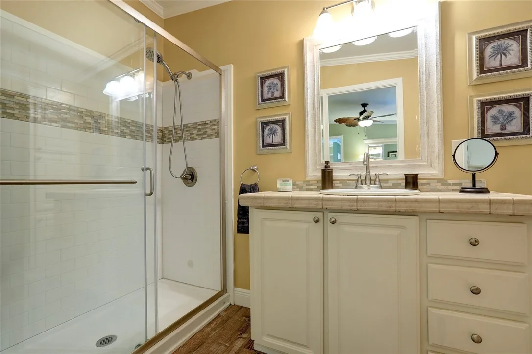 Photo of 424 Loquat Drive