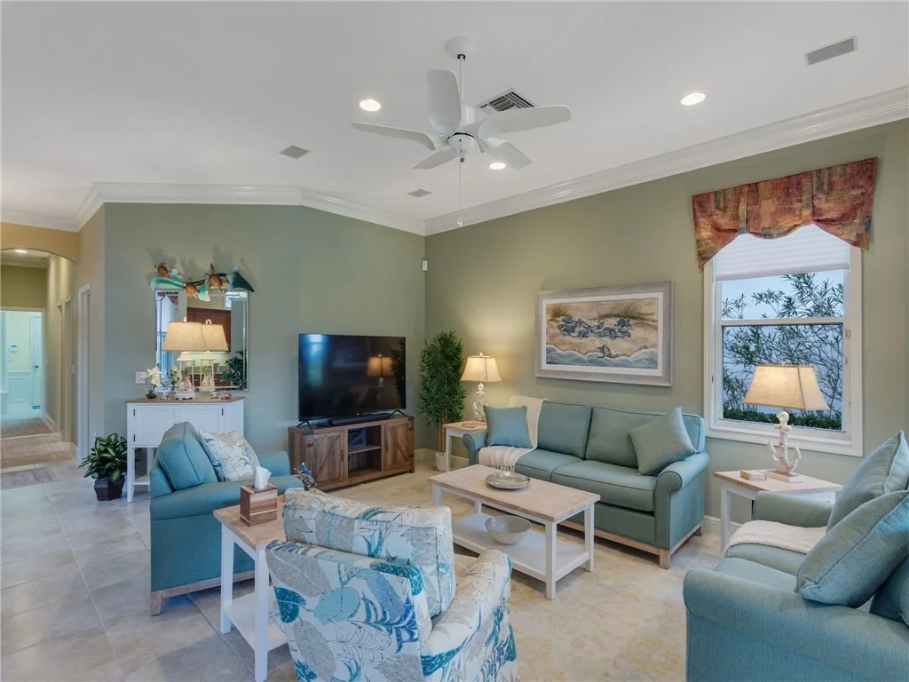 Photo of 1765 Victoria Circle