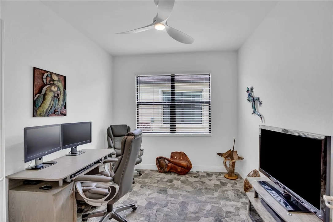 Photo of 1637 Willows Square