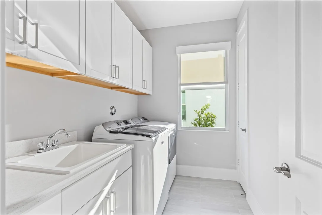Photo of 2152 Falls Manor