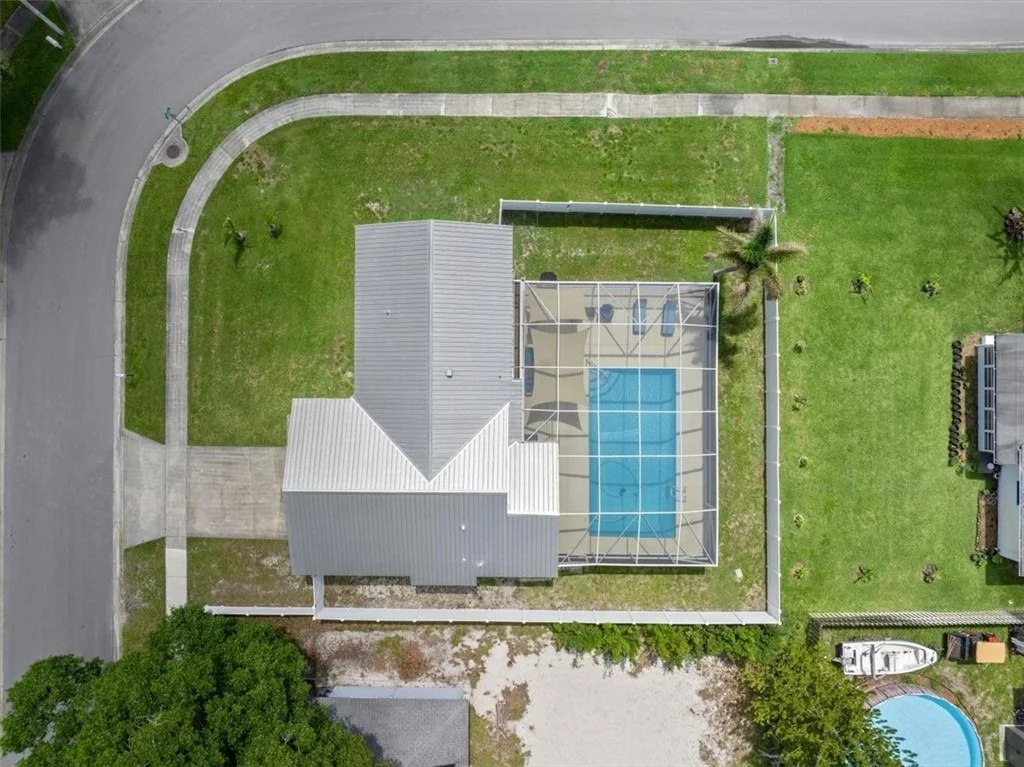 Photo of 2235 4th Lane