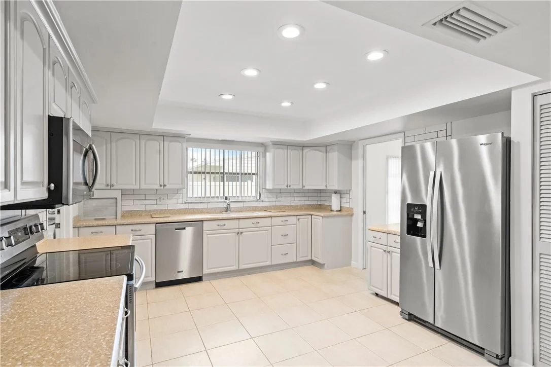 Photo of 618 Conn Way